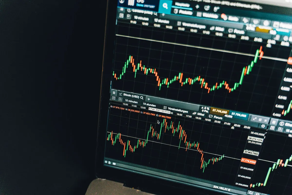 Binance bStocks vs. World Liberty USD1: A 2026 Comparative Analysis of Tokenized Stocks, Gen Z ETF Trends, and Stablecoin Banking Charters